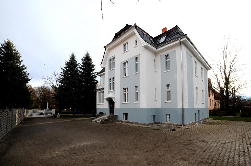 Villa Cervi Cieplice Jelenia Gora Bagian luar foto